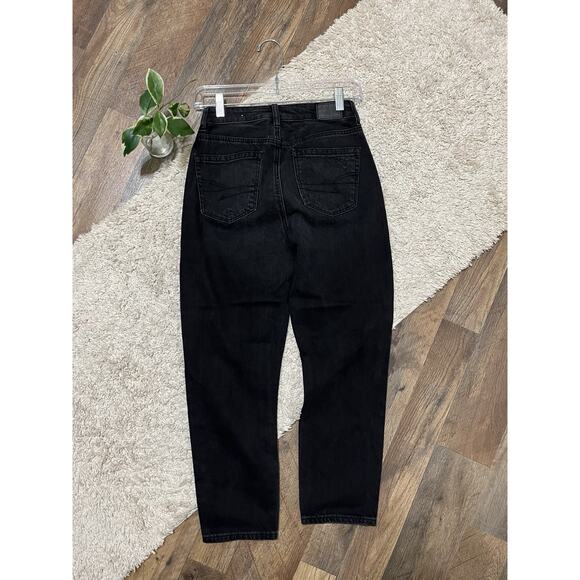 American Eagle Size 00 X-Short Black Distressed High-Rise Mom Striaght Jeans - Picture 3 of 7